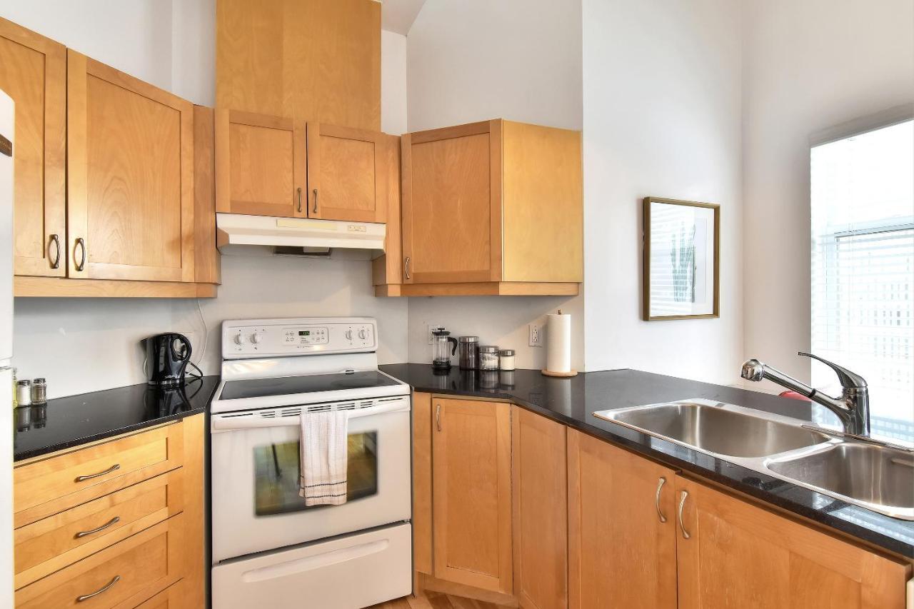 Place-Des-Arts Suites Montreal Zewnętrze zdjęcie
